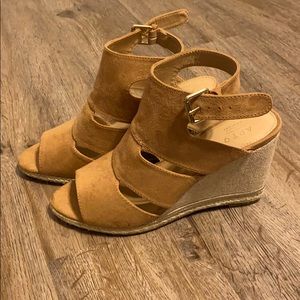 Brown open toed suede wedges
